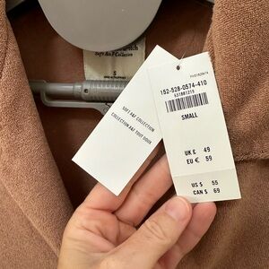 Soft Knit A&F Collection button up